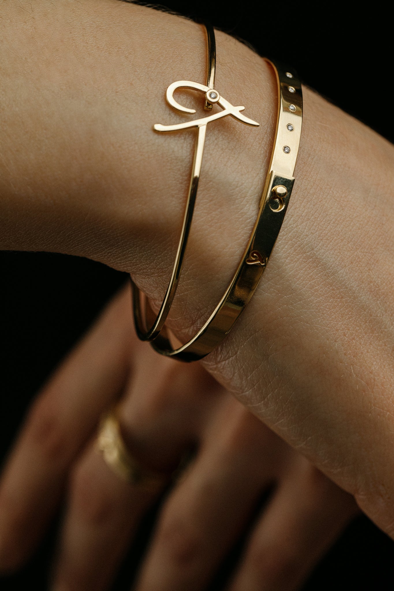 T by ThoSay 1 Diamond Bangle