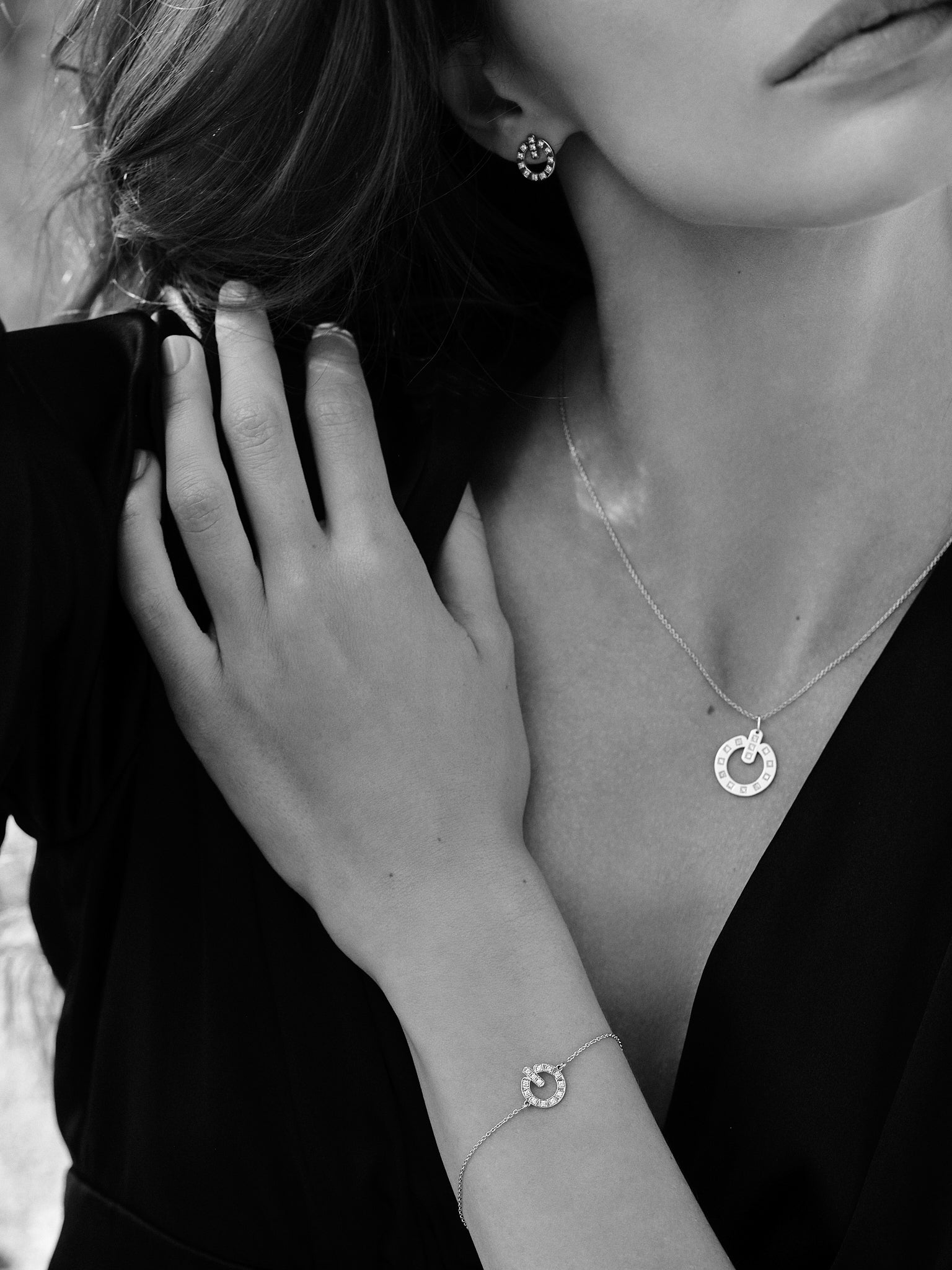 The Symbol Gold Chain Bracelet